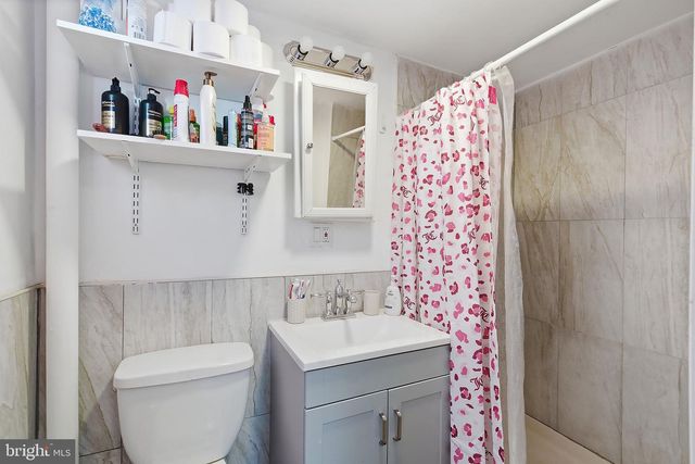 233 ELLIS ST, Burlington, NJ 08016