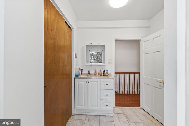 233 ELLIS ST, Burlington, NJ 08016