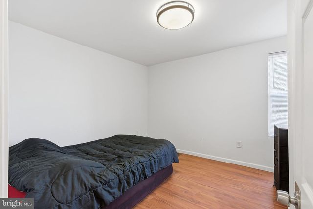 233 ELLIS ST, Burlington, NJ 08016