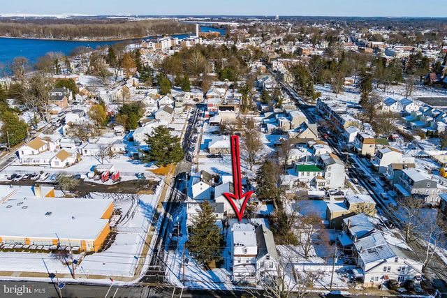 233 ELLIS ST, Burlington, NJ 08016