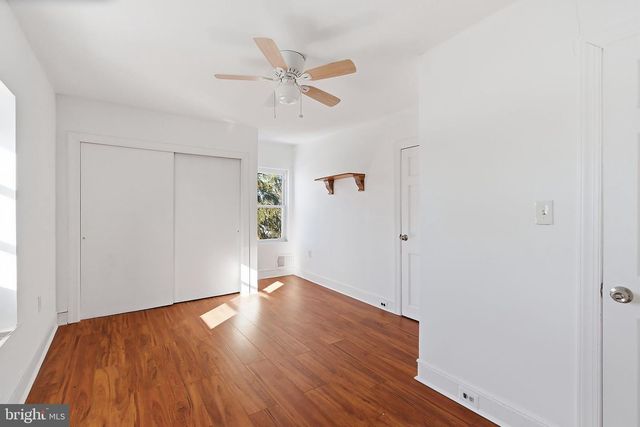 233 ELLIS ST, Burlington, NJ 08016