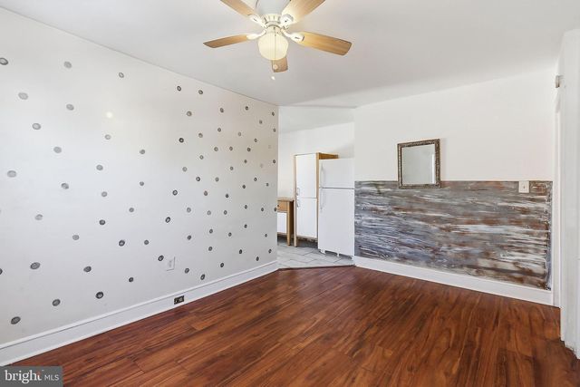 233 ELLIS ST, Burlington, NJ 08016