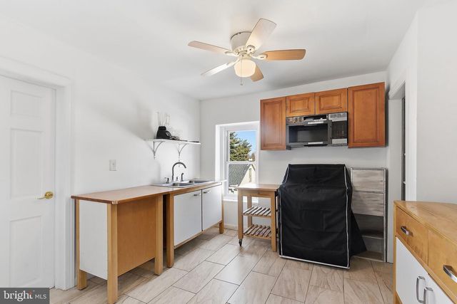 233 ELLIS ST, Burlington, NJ 08016