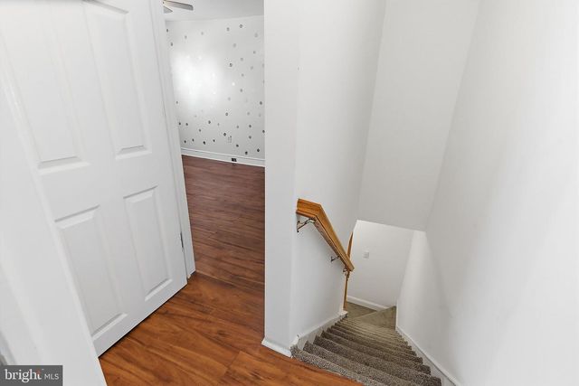 233 ELLIS ST, Burlington, NJ 08016