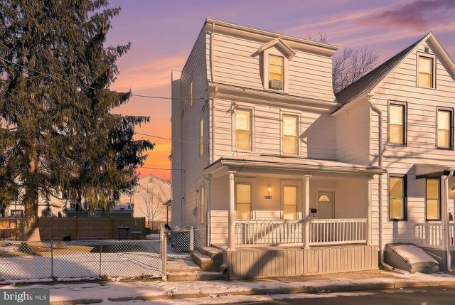 233 ELLIS ST, Burlington, NJ 08016