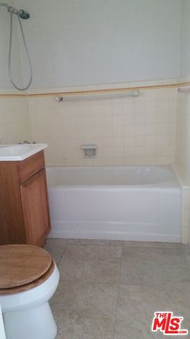 183 S Detroit Street, Los Angeles, CA 90036