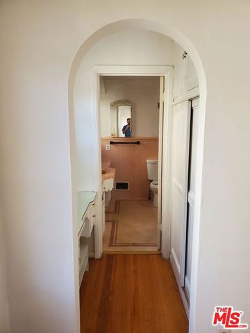 183 S Detroit Street, Los Angeles, CA 90036