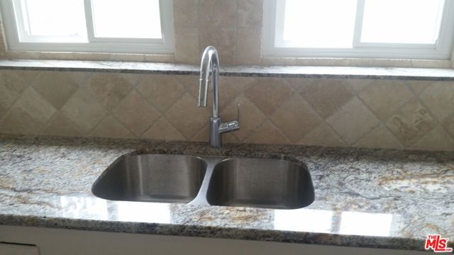 183 S Detroit Street, Los Angeles, CA 90036