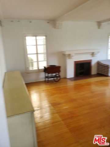 183 S Detroit Street, Los Angeles, CA 90036