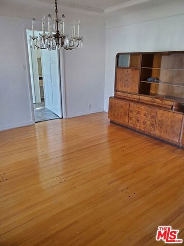 183 S Detroit Street, Los Angeles, CA 90036