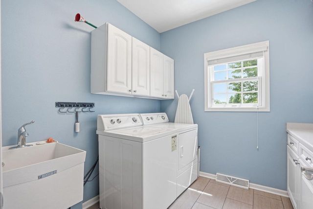 W130S9665 Jimmy Demaret DRIVE, Muskego, WI 53150