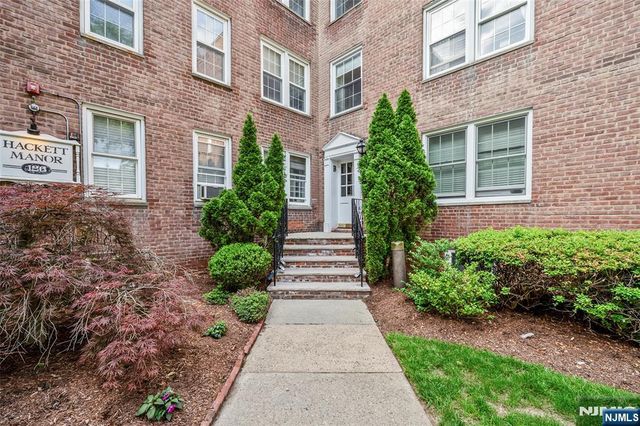 126 Hackett Place B201, Rutherford, NJ 07070