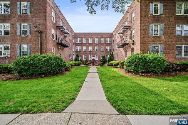 126 Hackett Place B201, Rutherford, NJ 07070