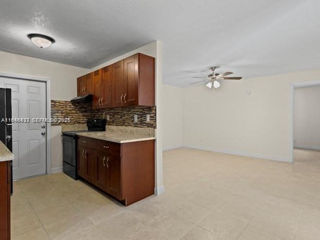 640 SW 16th Ave, Fort Lauderdale, FL 33312