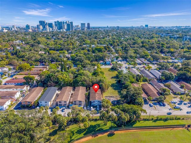 640 SW 16th Ave, Fort Lauderdale, FL 33312