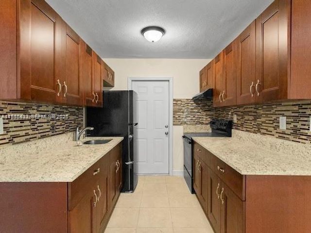 640 SW 16th Ave, Fort Lauderdale, FL 33312