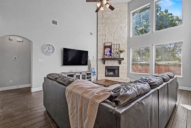 1025 Whitetail Court, Joshua, TX 76058