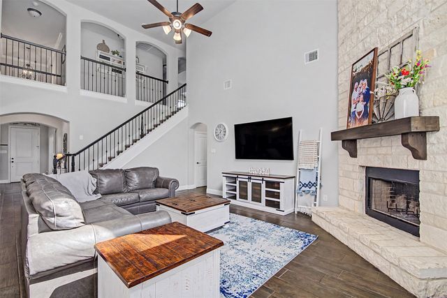 1025 Whitetail Court, Joshua, TX 76058