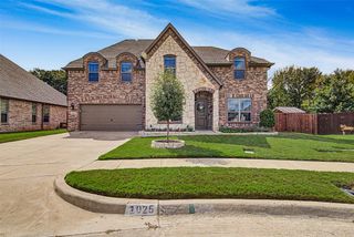 1025 Whitetail Court, Joshua, TX 76058