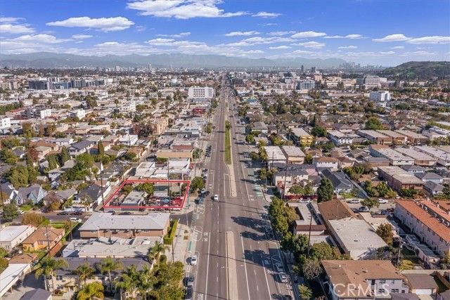 10961 Venice Blvd, Los Angeles, CA 90034