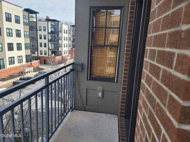 30 Whistler Court UNIT 134, Saratoga Springs, NY 12866