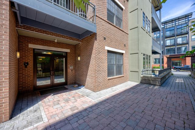 30 Whistler Court UNIT 134, Saratoga Springs, NY 12866