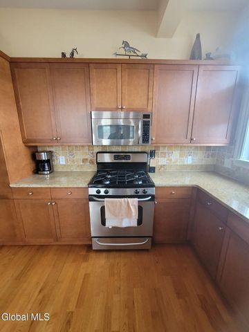 30 Whistler Court UNIT 134, Saratoga Springs, NY 12866