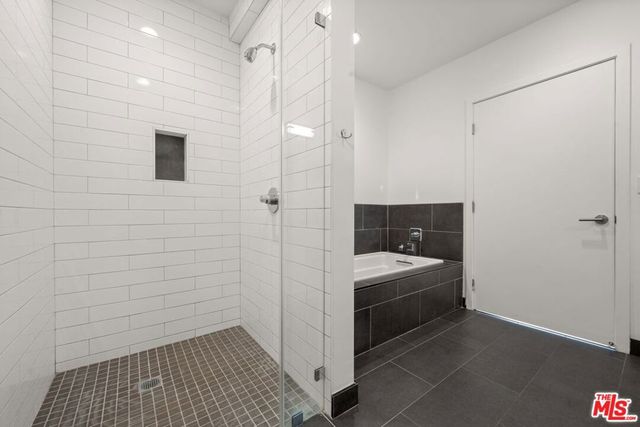 1215 S Bedford Street 501, Los Angeles, CA 90035