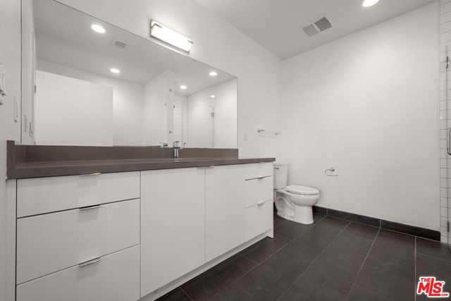 1215 S Bedford Street 501, Los Angeles, CA 90035