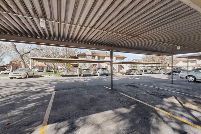 5901 McKinney Drive NE, Albuquerque, NM 87109