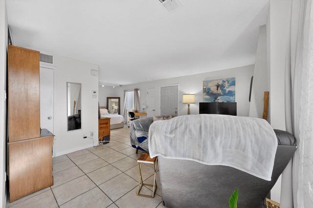 5901 McKinney Drive NE, Albuquerque, NM 87109