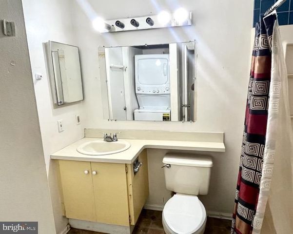 78 CLUB PL, Absecon, NJ 08205