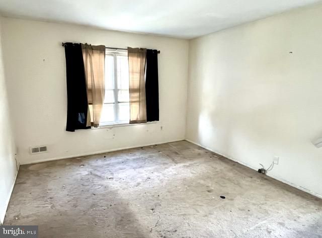 78 CLUB PL, Absecon, NJ 08205