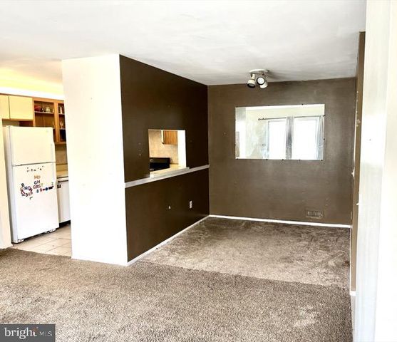 78 CLUB PL, Absecon, NJ 08205
