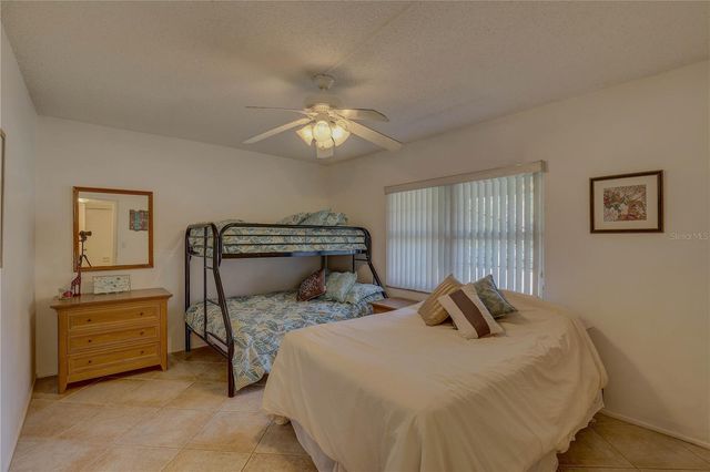 9700 STARKEY ROAD 321, Seminole, FL 33777