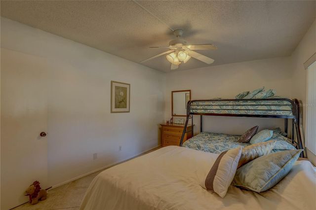 9700 STARKEY ROAD 321, Seminole, FL 33777