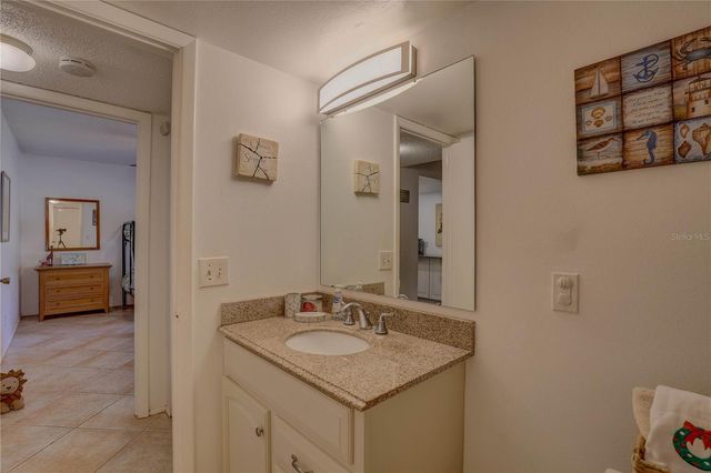 9700 STARKEY ROAD 321, Seminole, FL 33777