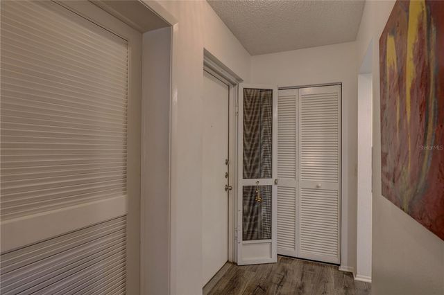 9700 STARKEY ROAD 321, Seminole, FL 33777