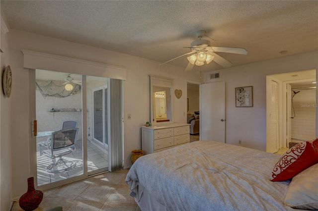 9700 STARKEY ROAD 321, Seminole, FL 33777