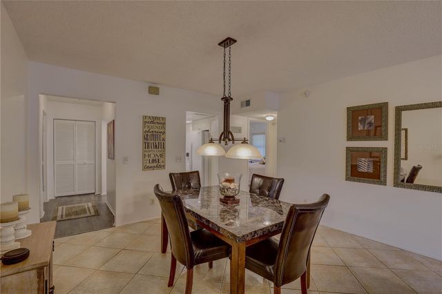 9700 STARKEY ROAD 321, Seminole, FL 33777