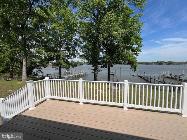 149 MATTOX AVE, Colonial Beach, VA 22443