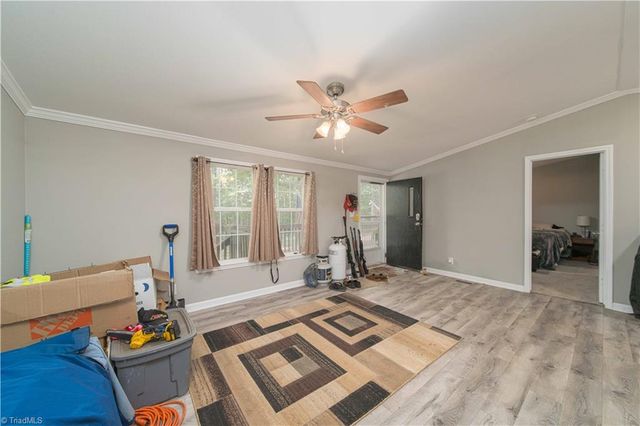 141 Happy Lane, Dobson, NC 27017