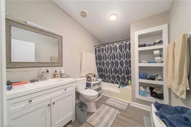141 Happy Lane, Dobson, NC 27017