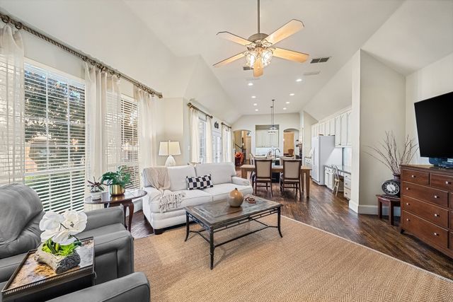 2100 Fleming Drive, Mckinney, TX 75072