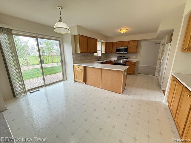 2399 Marquis Court, Ann Arbor, MI 48103