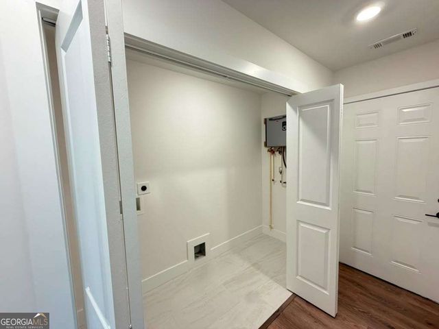 2792 Flagstone Drive, Atlanta, GA 30316