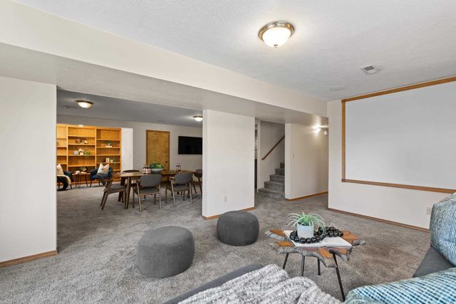 8027 E Elde Dr, Spokane Valley, WA 99212