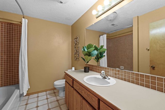 8027 E Elde Dr, Spokane Valley, WA 99212