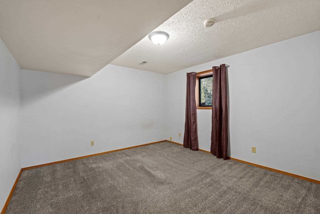 8027 E Elde Dr, Spokane Valley, WA 99212