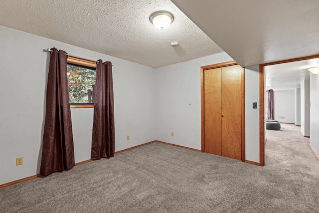 8027 E Elde Dr, Spokane Valley, WA 99212